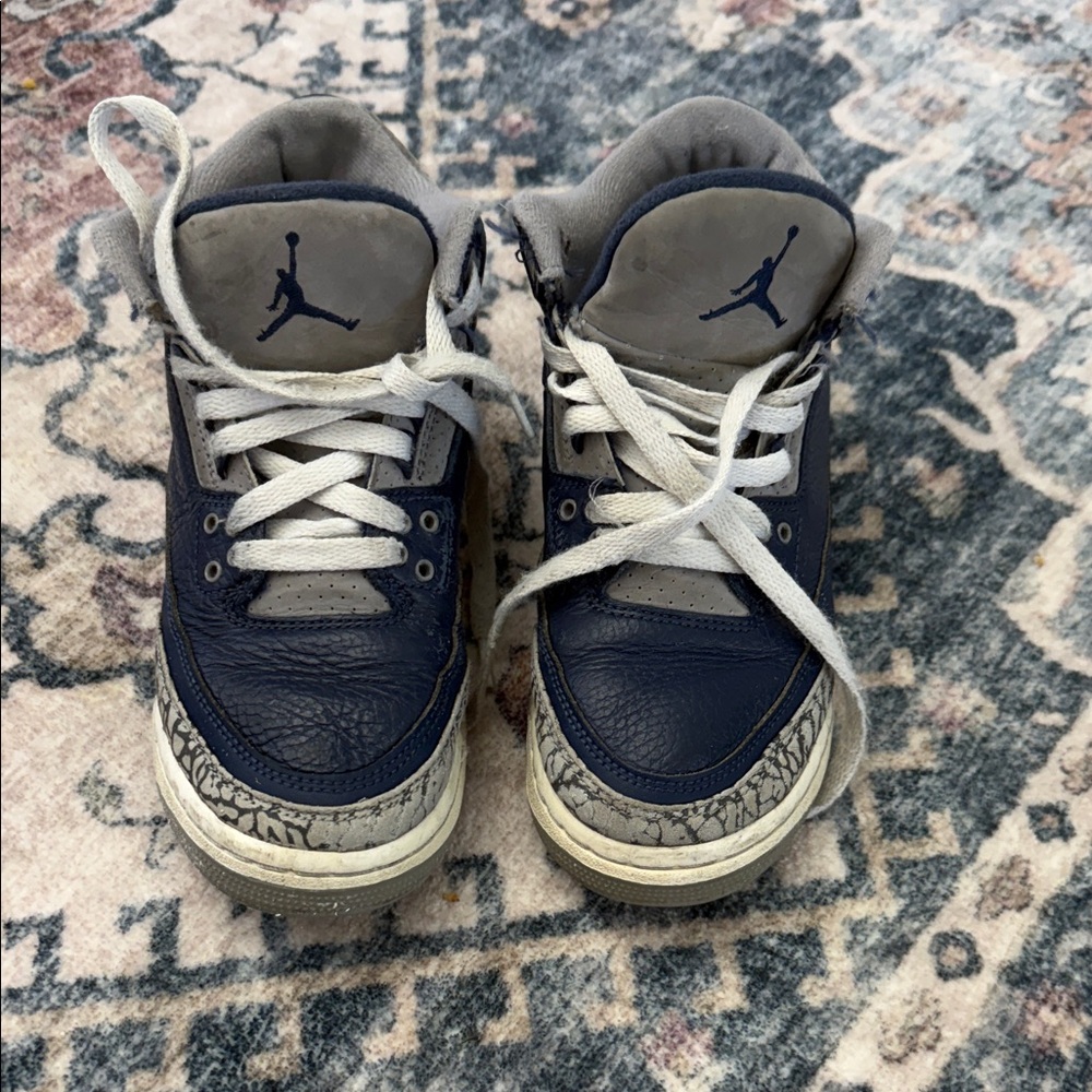 Kids Navy and Gray Sneakers Jordan 3 georgetown